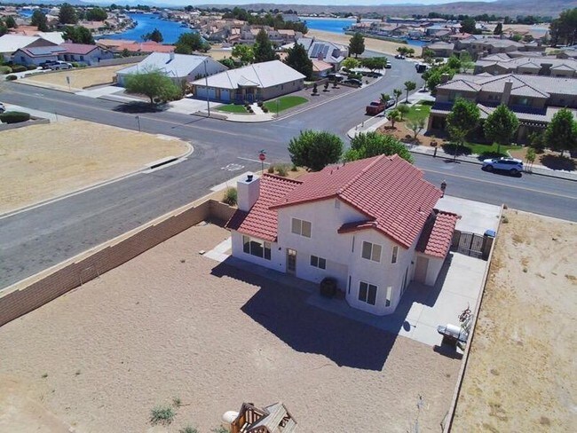 Building Photo - 27164 Silver Lakes Pkwy