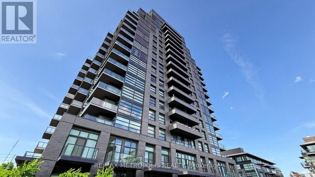 Building Photo - 1606 Charles St