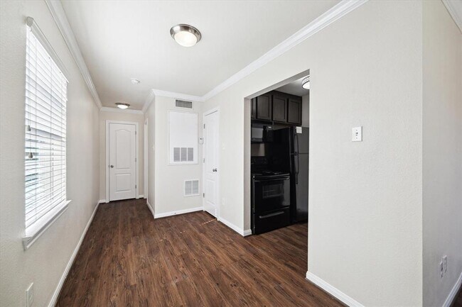 Foto del edificio - 214 W 17th St