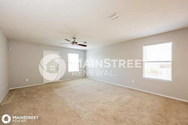 Building Photo - 11318 Fine Design