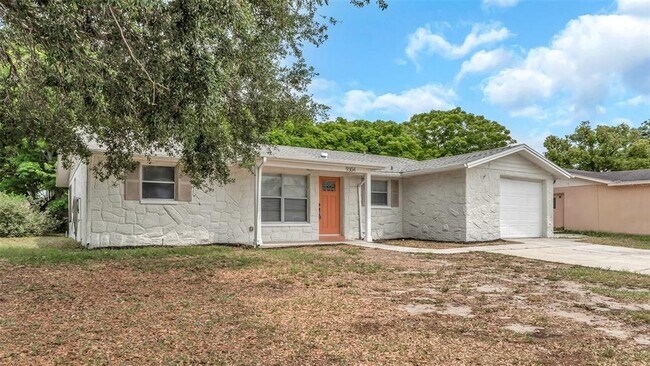 Building Photo - 9304 St Regis Ln
