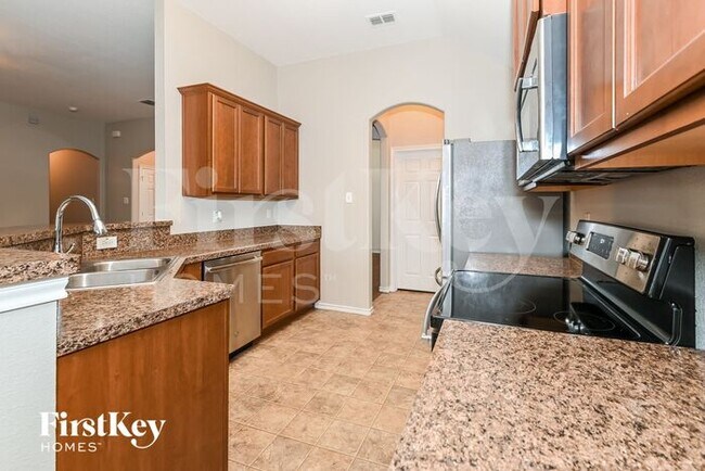 Foto del edificio - 204 Troy Ln