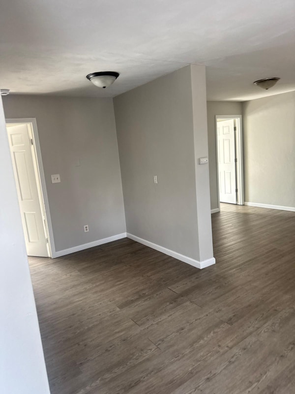 Building Photo - 1328 Juniper Dr