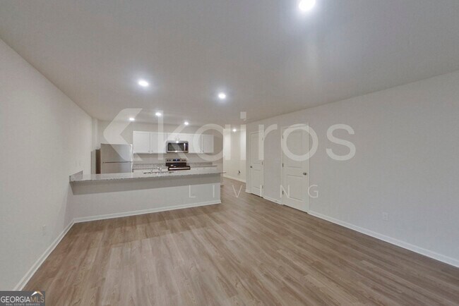 Foto del edificio - 373 Ironwood Ct