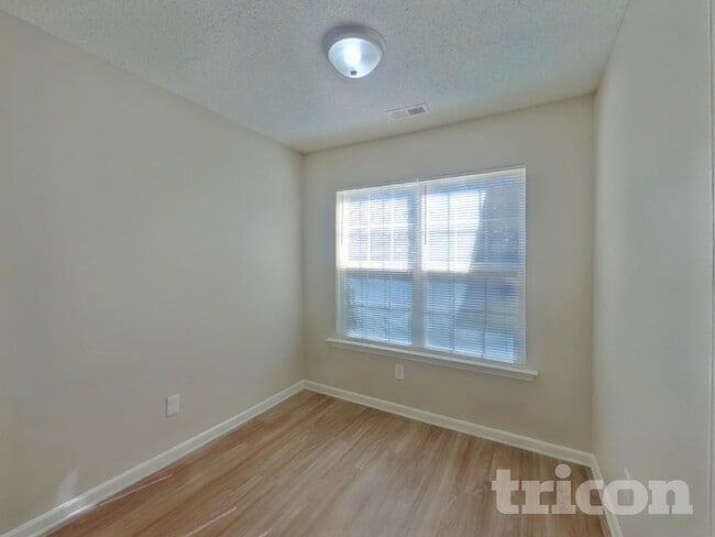 Foto del edificio - 509 Klondike Ln