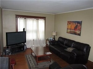 Interior - 42 Edgewood Ave