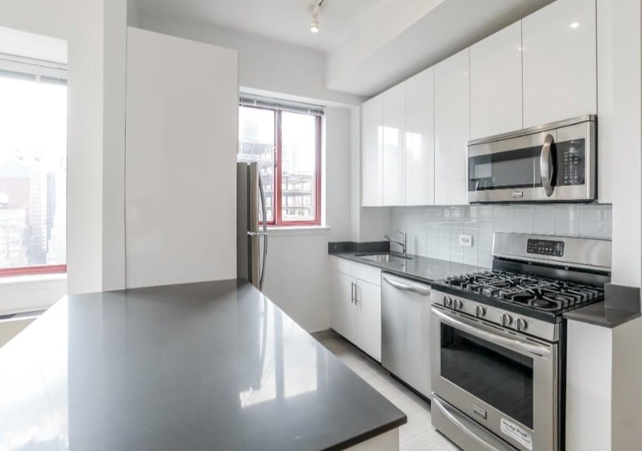 444 W 35th St, New York, NY 10001 - Apartments in New York, NY ...