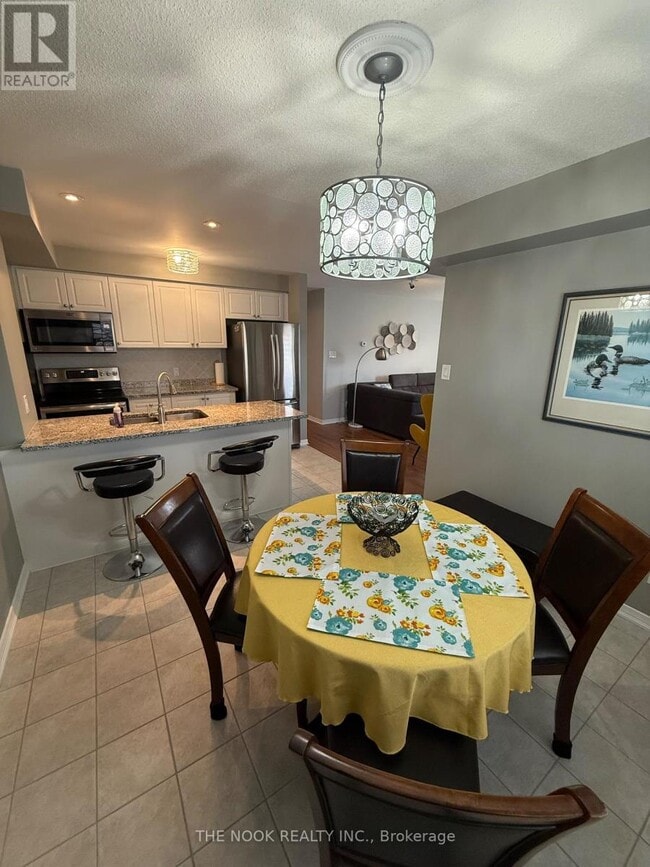 Building Photo - 136 Aspen Springs Dr
