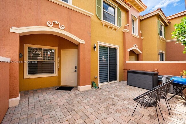 Foto del edificio - 724 SW 106th Ave