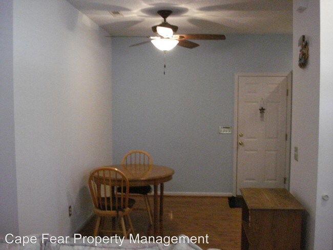 Foto del edificio - 7215 Farrington Farms Dr