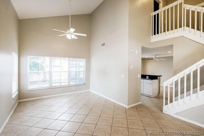 Building Photo - 3327 Bonito Ln