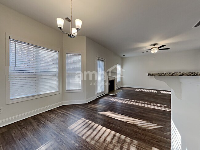 Foto del edificio - 1061 Arbor Grove Rd