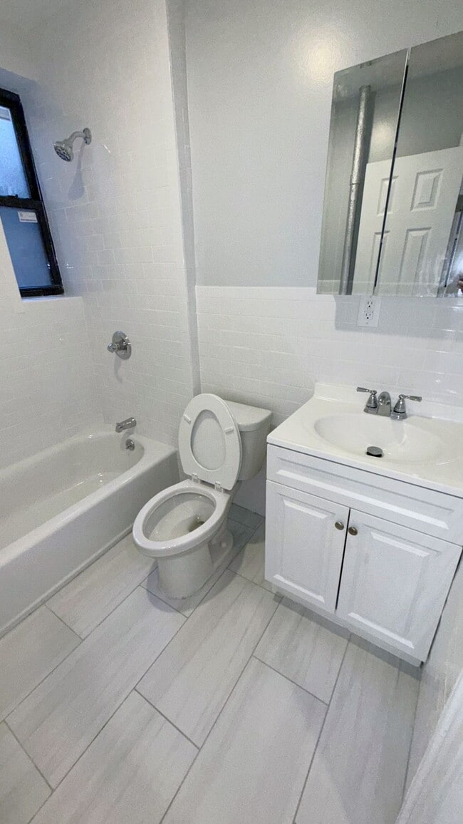 Building Photo - Hudson Crest - Cliffside Park