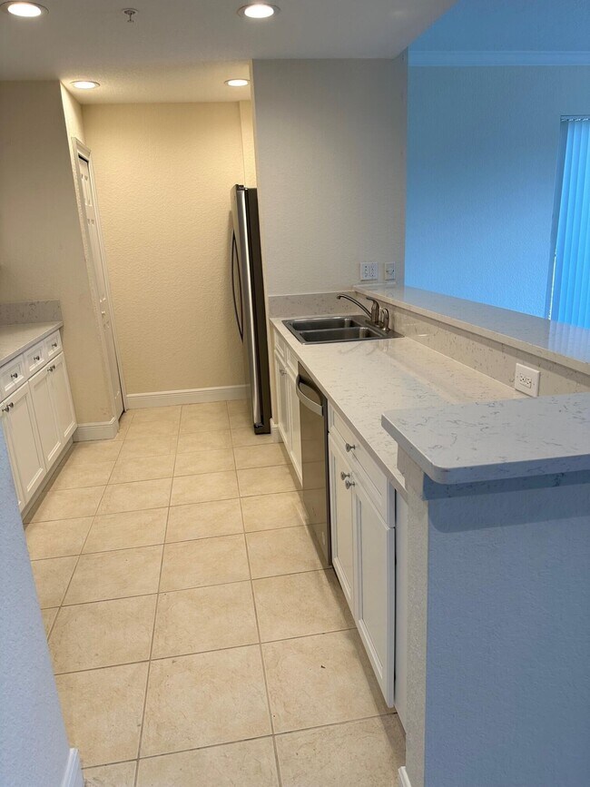 Building Photo - 4620 PGA Boulevard