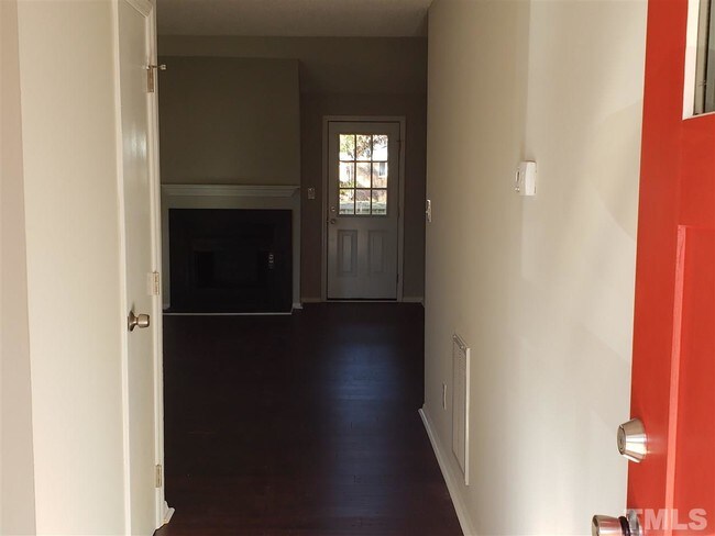 Foto del edificio - 5164 Simmons Branch Trail