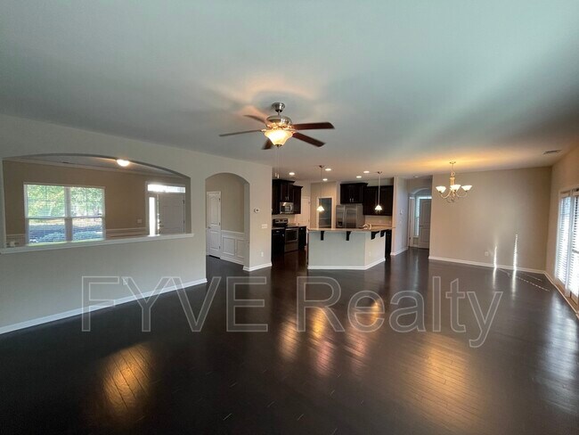 Foto del edificio - 9319 Evan Way