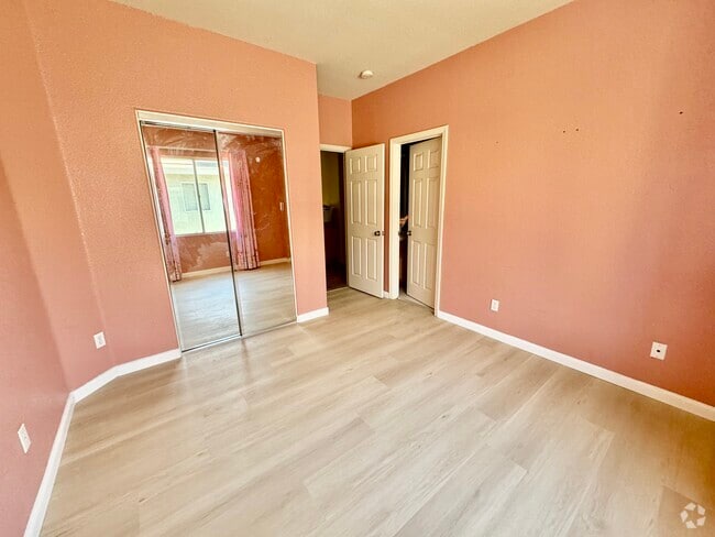 Building Photo - 4030 Bouquet Park Ln