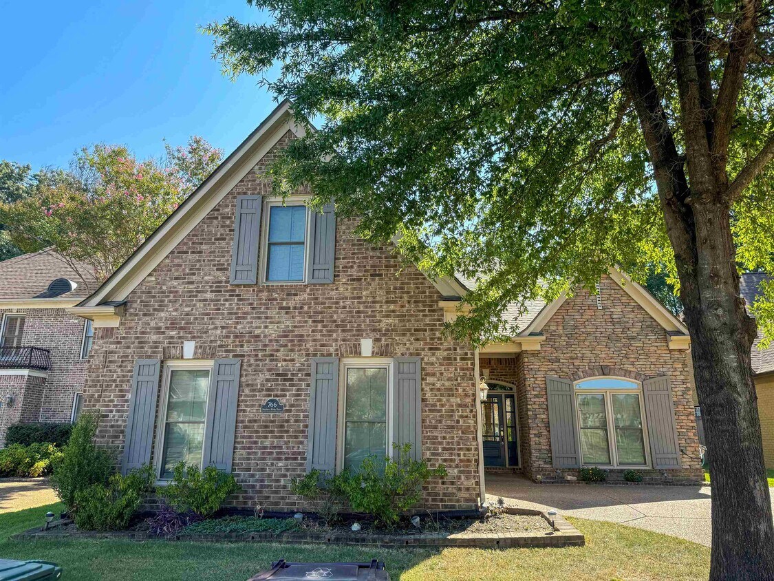 Primary Photo - 766 Southern Pride Dr