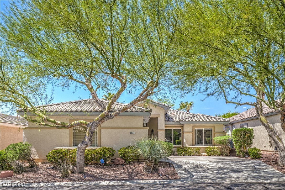 Foto principal - 2647 Ivoryhill St