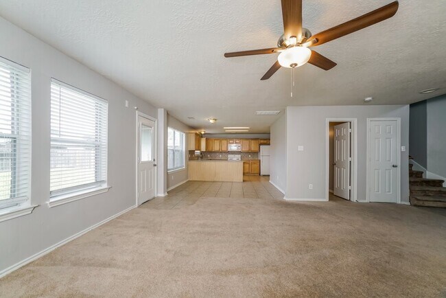 Foto del edificio - 13030 Sandhill Park Ln