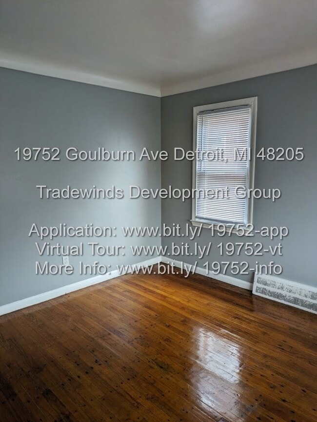 Building Photo - 19752 Goulburn 3 bed/2bath with formal din...