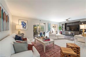 Building Photo - 555 Park Shore Dr
