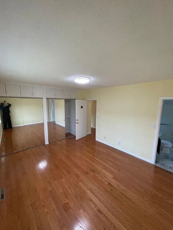 Photo - 162 Lake Shore Rd Apartment