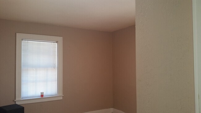 Foto del edificio - 1309 N Church St