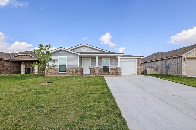 Building Photo - 5009 Stoney Fork St