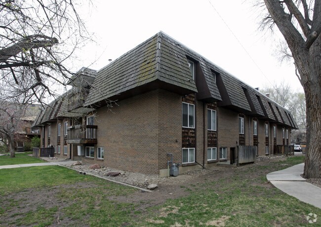 Building Photo - 2340 South St