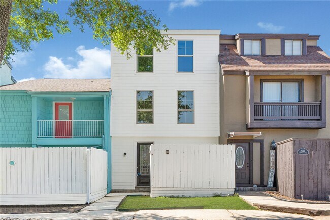 Foto del edificio - 2022 Lakewood Ct