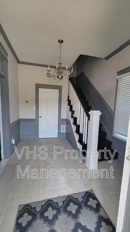 Building Photo - 628 Sperryville Pike