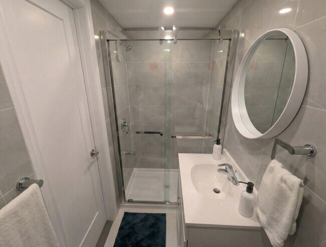 Photo du bâtiment - 4665 Rue Guénette