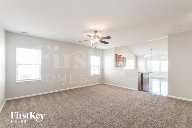 Building Photo - 5887 Aldridge Dr