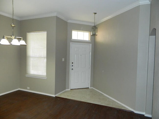 Building Photo - 1132 Honeywell Dr