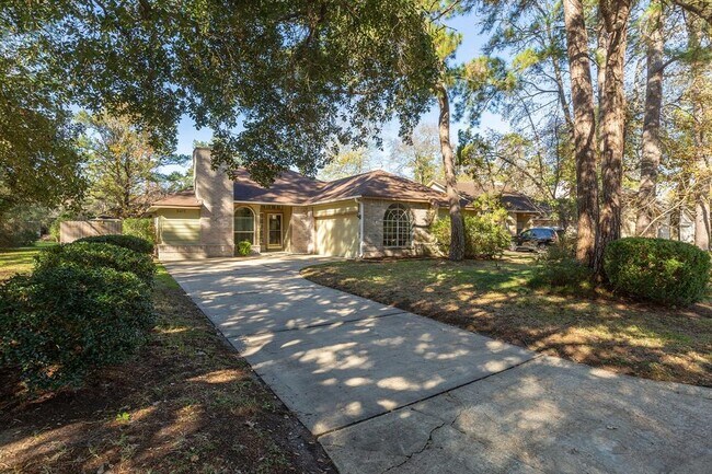 Building Photo - 5415 Haven Oaks Dr