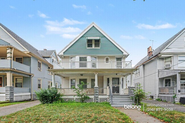 Building Photo - 1516 E 118th St