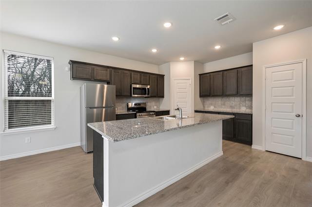 Building Photo - 519 Mockingbird Ln