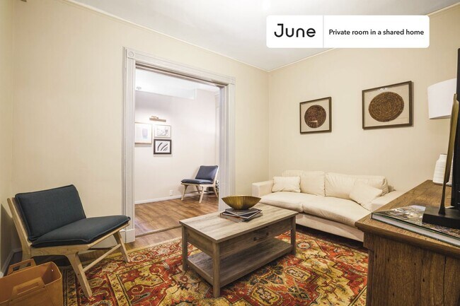 Foto del edificio - Room in Shared 5 bed/1 bath home in Hell's Kitchen