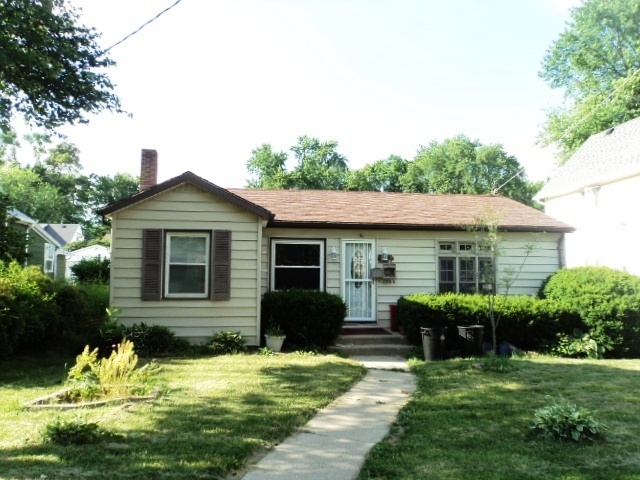 Primary Photo - 1264 W Logan St