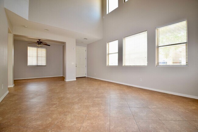 Foto del edificio - Beautiful Queen Creek home with a Pool!