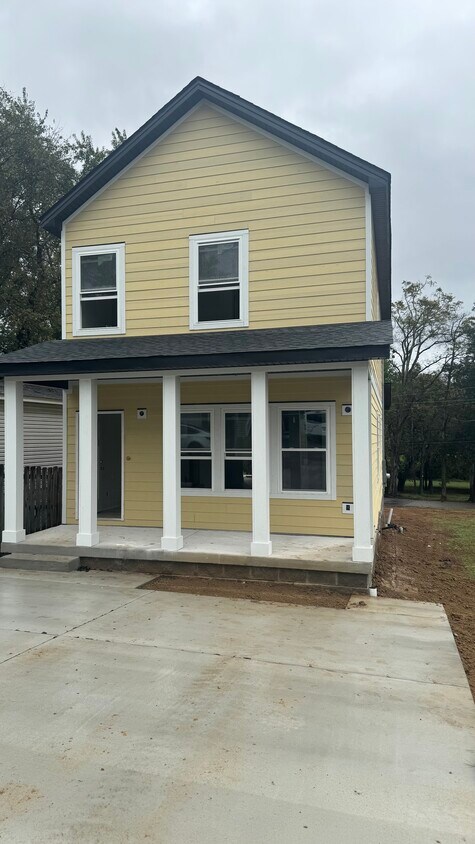 Photo - 4018 Cumberland Ave (Nashville, TN)