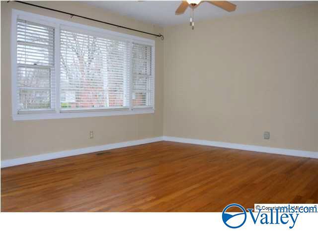 Foto del edificio - 508 Greenacres Dr NW