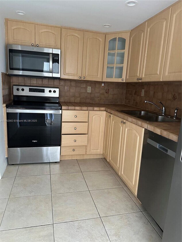 Foto principal - 2333 Brickell Ave