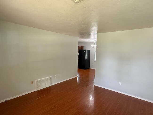 Photo - Cute 3 bed, 1 Bath in Central Edmond House