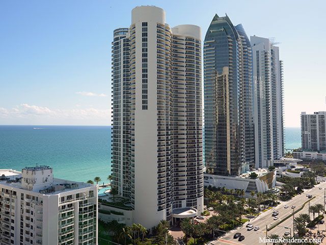 Foto del edificio - 17201 Collins Ave