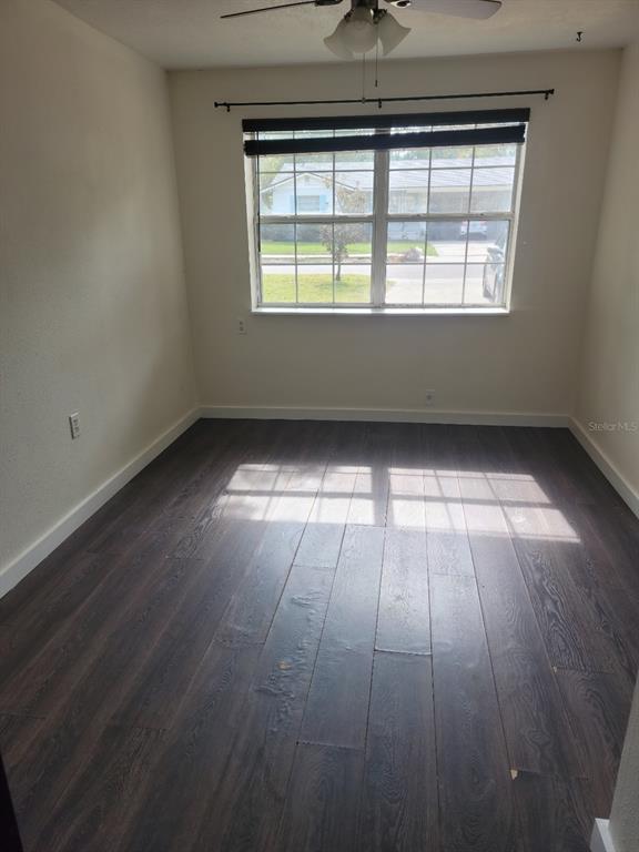 Foto del edificio - 1241 Canton St