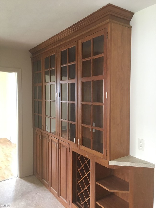 Foto del edificio - 3 br, 1.5 bath House - 521 S Verlinden Ave
