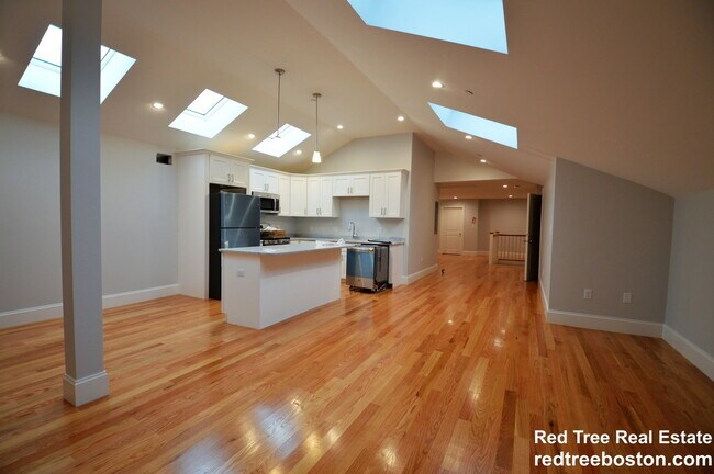 Photo - 18 Murdock St Apartment