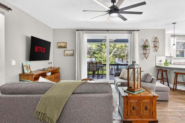 Foto del edificio - 1826 Beachway Ln